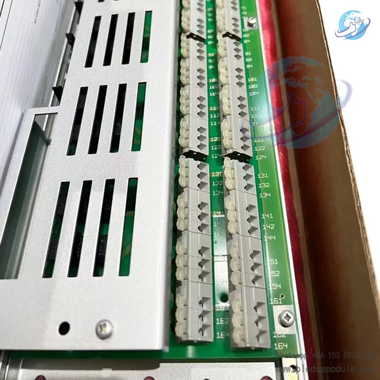 ABB ARC093AE01 HIEE300690R0001 Relay Output Card AR C093 AE01..jpg