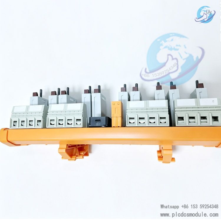 ICS TRIPLEX T8292 Trusted Power Distribution Unit MCB 24 Vdc..jpg
